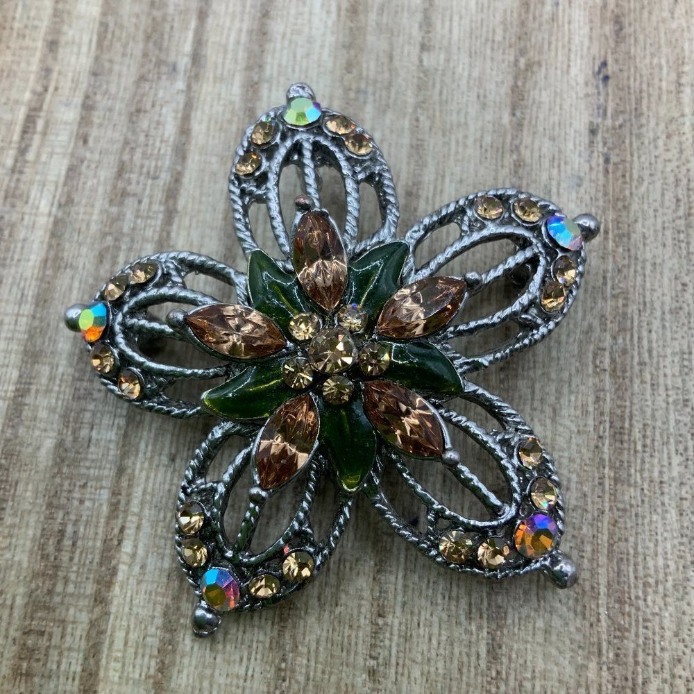 French Flower Enameled Rhinestone Vintage Mesh Silver Tone Brooch